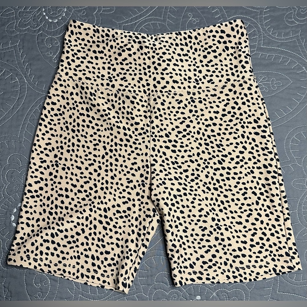 Forever 21 Women’s Cheetah Print Bike Shorts Size Small